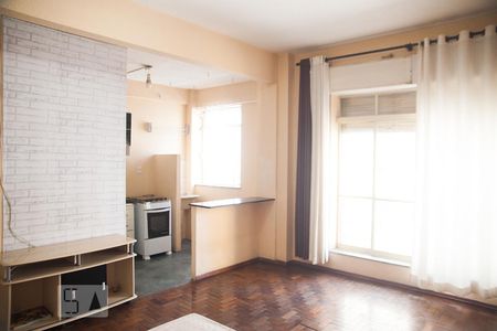 Sala/Quarto de kitnet/studio à venda com 1 quarto, 34m² em Centro, São Paulo