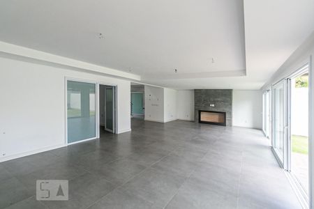 Sala de casa de condomínio à venda com 3 quartos, 506m² em Tristeza, Porto Alegre