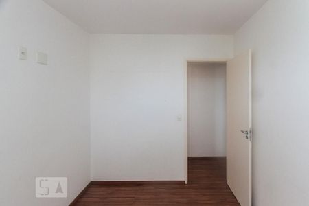 Quarto de apartamento à venda com 2 quartos, 65m² em Vila Paulo Silas, São Paulo