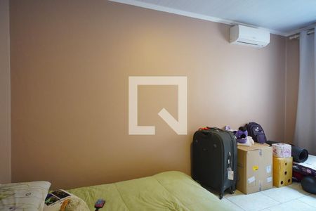 Quarto 2 de casa à venda com 3 quartos, 160m² em Rubem Berta, Porto Alegre