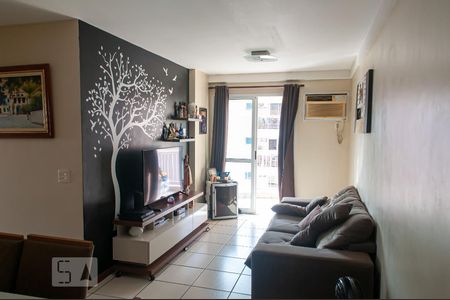 Apartamento à venda com 184m², 3 quartos e 2 vagasSala