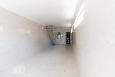 Garagem de casa à venda com 3 quartos, 111m² em Parque Boturussu, São Paulo