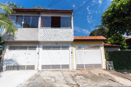 Fachada de casa à venda com 3 quartos, 111m² em Parque Boturussu, São Paulo