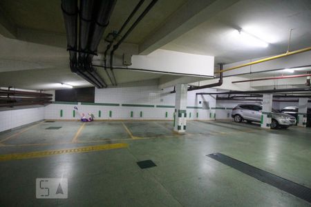 Apartamento para alugar com 600m², 4 quartos e 5 vagas Apartamento para alugar com 600m², 4 quartos e 5 vagasGaragem