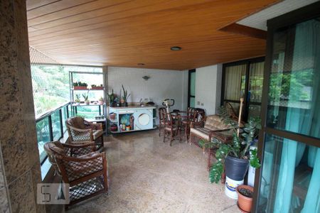 Apartamento para alugar com 600m², 4 quartos e 5 vagas Apartamento para alugar com 600m², 4 quartos e 5 vagasVaranda gourmet