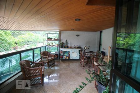 Apartamento para alugar com 600m², 4 quartos e 5 vagas Apartamento para alugar com 600m², 4 quartos e 5 vagasVaranda gourmet