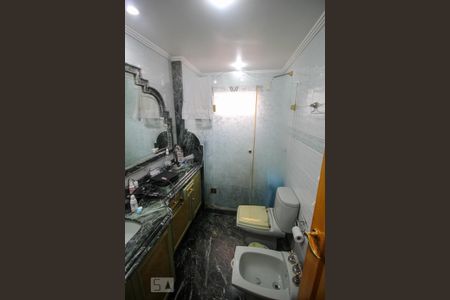 Apartamento para alugar com 600m², 4 quartos e 5 vagas Apartamento para alugar com 600m², 4 quartos e 5 vagasBanheiro da Suíte