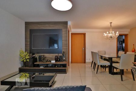 Sala de apartamento para alugar com 4 quartos, 130m² em Funcionários, Belo Horizonte