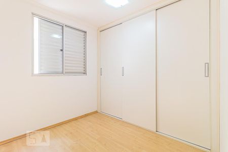 Quarto de apartamento para alugar com 2 quartos, 55m² em Vila Sao Pedro, Santo André