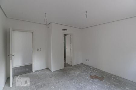 Casa de condomínio à venda com 407m², 4 quartos e 3 vagas Casa de condomínio à venda com 407m², 4 quartos e 3 vagasQuarto 1