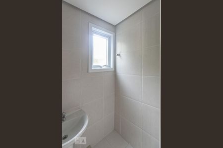 Casa de condomínio à venda com 407m², 4 quartos e 3 vagas Casa de condomínio à venda com 407m², 4 quartos e 3 vagasÁrea de Serviço