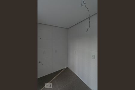 Casa de condomínio à venda com 543m², 4 quartos e 4 vagas Casa de condomínio à venda com 543m², 4 quartos e 4 vagasÁrea de Serviço