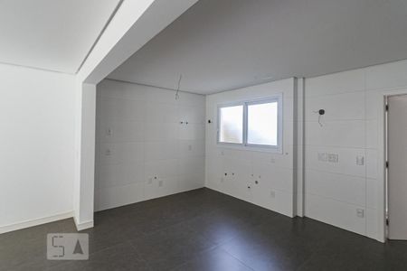 Casa de condomínio à venda com 543m², 4 quartos e 4 vagas Casa de condomínio à venda com 543m², 4 quartos e 4 vagasCozinha