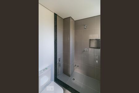 Casa de condomínio à venda com 543m², 4 quartos e 4 vagas Casa de condomínio à venda com 543m², 4 quartos e 4 vagasLavabo