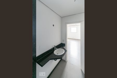 Casa de condomínio à venda com 543m², 4 quartos e 4 vagas Casa de condomínio à venda com 543m², 4 quartos e 4 vagasLavabo