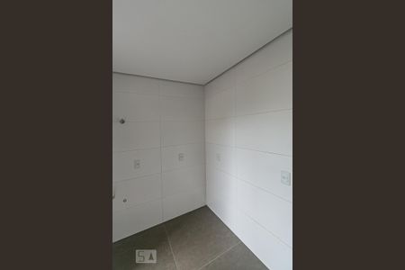 Casa de condomínio à venda com 543m², 4 quartos e 4 vagas Casa de condomínio à venda com 543m², 4 quartos e 4 vagasÁrea de Serviço