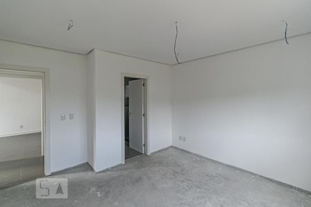 Casa de condomínio à venda com 543m², 4 quartos e 4 vagas Casa de condomínio à venda com 543m², 4 quartos e 4 vagasQuarto 2