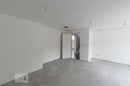 Casa de condomínio à venda com 543m², 4 quartos e 4 vagas Casa de condomínio à venda com 543m², 4 quartos e 4 vagasQuarto 3