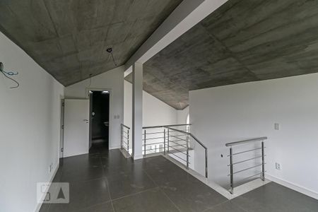 Casa de condomínio à venda com 543m², 4 quartos e 4 vagas Casa de condomínio à venda com 543m², 4 quartos e 4 vagasSótão
