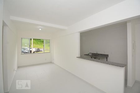 Sala de apartamento para alugar com 2 quartos, 48m² em Engenho de Dentro, Rio de Janeiro