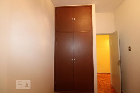 Quarto 2 de casa para alugar com 4 quartos, 85m² em Bosque, Campinas