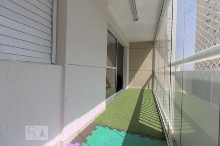 Sacada de apartamento à venda com 3 quartos, 103m² em Água Branca, São Paulo