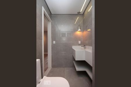 Banheiro de apartamento para alugar com 2 quartos, 88m² em Bela Vista, São Paulo