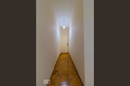 Corredor de apartamento para alugar com 1 quarto, 45m² em Consolação, São Paulo