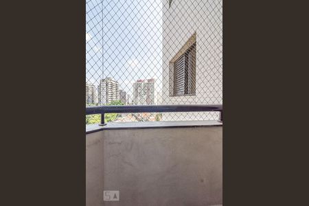 Varanda de apartamento para alugar com 3 quartos, 110m² em Sumaré, São Paulo