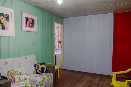 Sala de casa à venda com 4 quartos, 96m² em Mathias Velho, Canoas