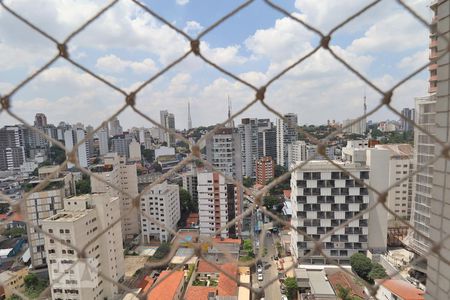 Vista do Quarto  de apartamento para alugar com 2 quartos, 75m² em Jardim das Bandeiras, São Paulo
