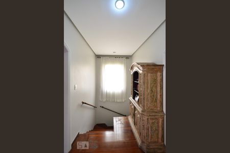 Corredor de casa para alugar com 6 quartos, 450m² em Vila da Saúde, São Paulo