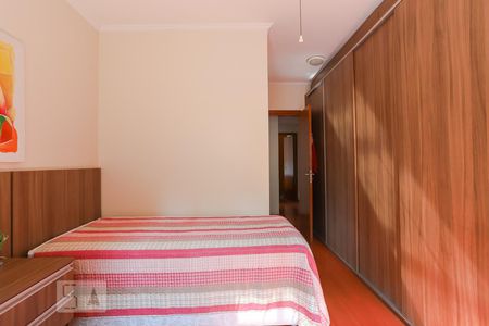 Suíte de apartamento à venda com 3 quartos, 105m² em Rio Branco, Porto Alegre