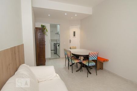 Sala de apartamento para alugar com 2 quartos, 64m² em Copacabana, Rio de Janeiro