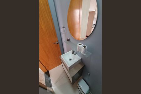 Lavabo de casa de condomínio à venda com 2 quartos, 90m² em Vila Carrão, São Paulo