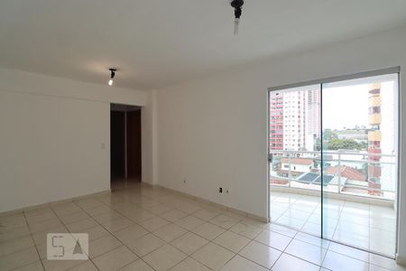 Sala de apartamento para alugar com 2 quartos, 68m² em Jardim Goiás, Goiânia