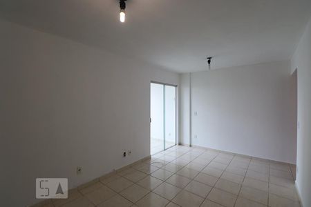 Sala de apartamento para alugar com 2 quartos, 68m² em Jardim Goiás, Goiânia