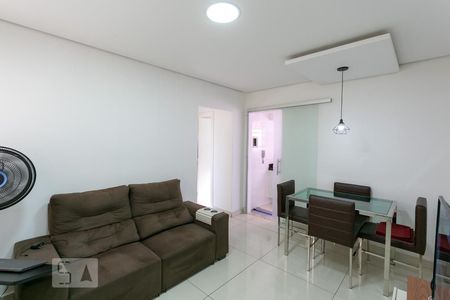 Sala de apartamento à venda com 3 quartos, 66m² em Santa Cruz, Belo Horizonte