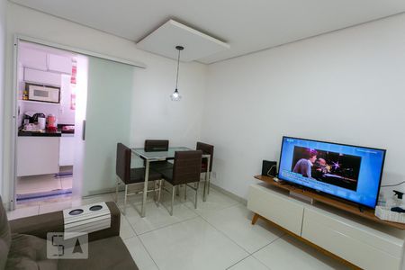 Sala de apartamento à venda com 3 quartos, 66m² em Santa Cruz, Belo Horizonte