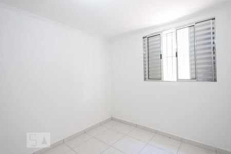 Quarto 2 de casa para alugar com 2 quartos, 60m² em Água Fria, São Paulo