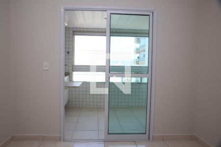 Sala de apartamento para alugar com 2 quartos, 78m² em Guilhermina, Praia Grande