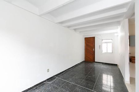 Sala de kitnet/studio à venda com 1 quarto, 34m² em Conjunto Residencial José Bonifácio, São Paulo