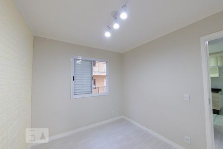 Quarto 2 de apartamento para alugar com 2 quartos, 45m² em Jardim Guilhermino, Guarulhos