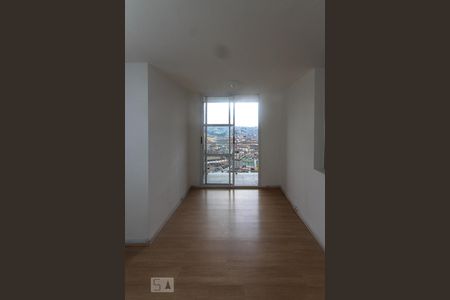 Sala de apartamento para alugar com 2 quartos, 54m² em Vila Cunha Bueno, São Paulo