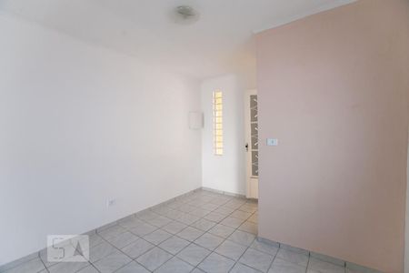 Sala de casa para alugar com 2 quartos, 87m² em Jardim Adelaide, São Paulo