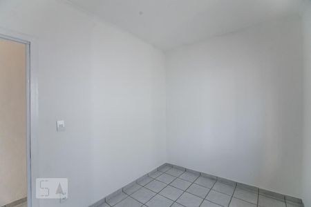 Quarto 1 de casa para alugar com 2 quartos, 87m² em Jardim Adelaide, São Paulo