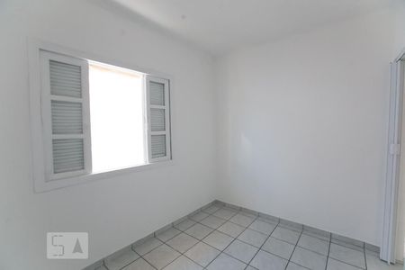 Quarto 1 de casa para alugar com 2 quartos, 87m² em Jardim Adelaide, São Paulo