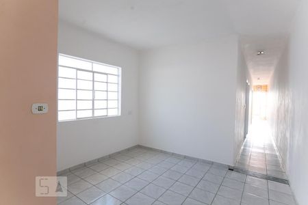 Sala de casa para alugar com 2 quartos, 87m² em Jardim Adelaide, São Paulo