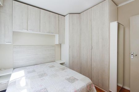 QUARTO de apartamento à venda com 1 quarto, 50m² em Floresta, Porto Alegre
