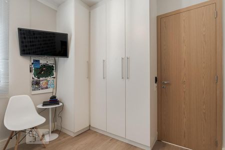 Quarto 1 de apartamento para alugar com 3 quartos, 74m² em Passo da Areia, Porto Alegre